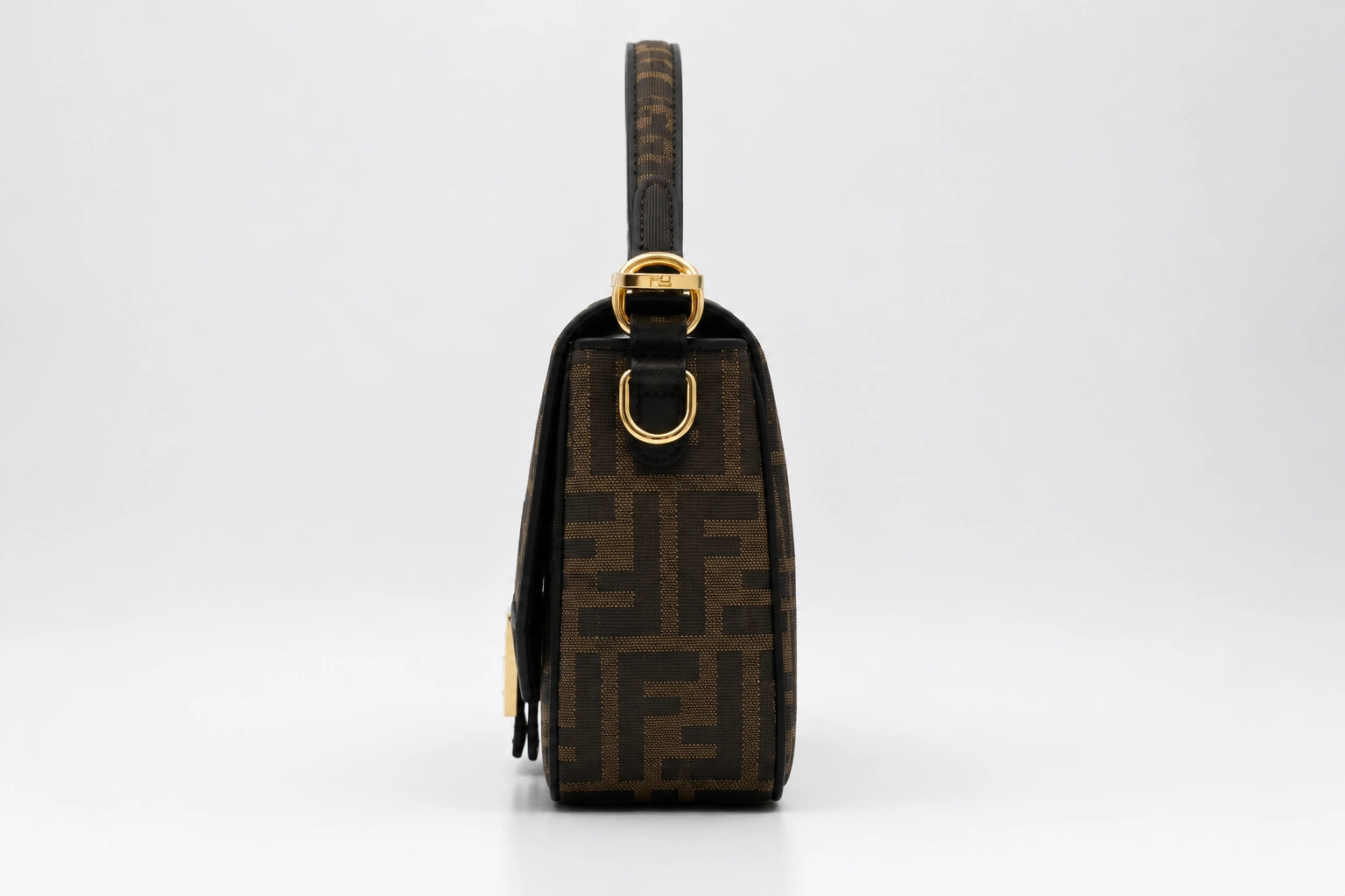 Fendi Baguette Shoulder Crossbody Bag - Taupe