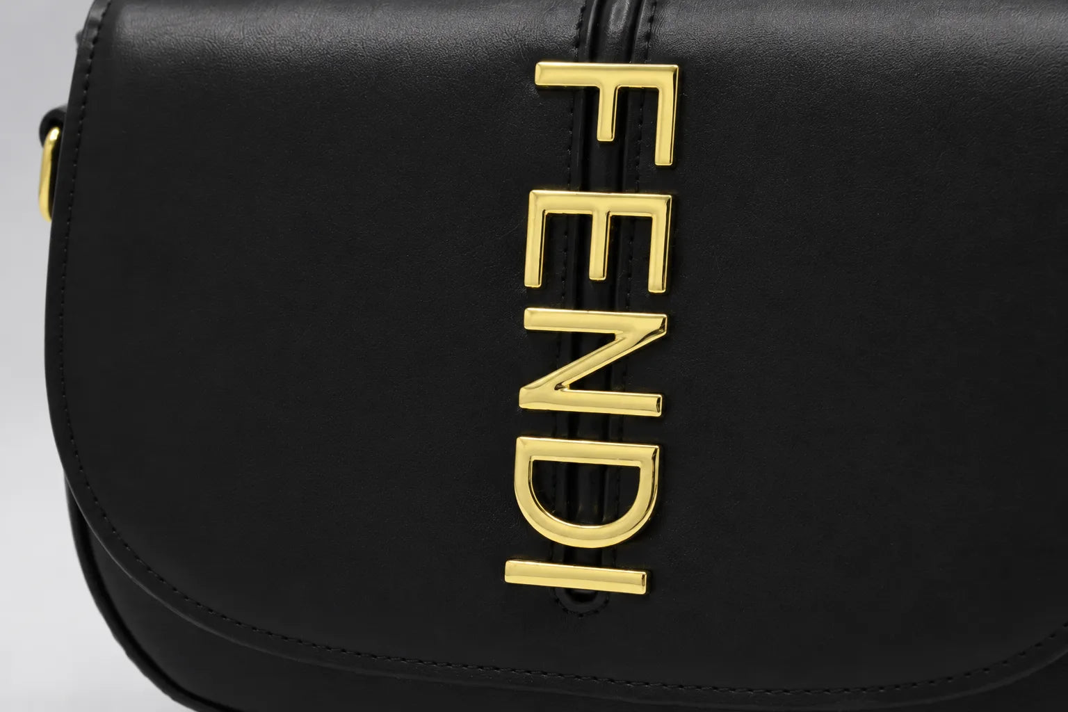 Fendi Moonlight Saddle Bag - Black