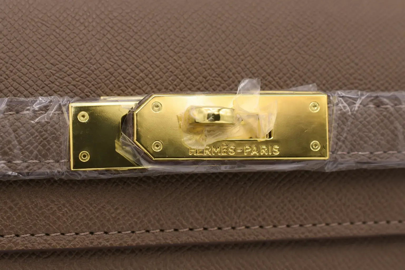 Hermes Elegant Luxury Bag 28