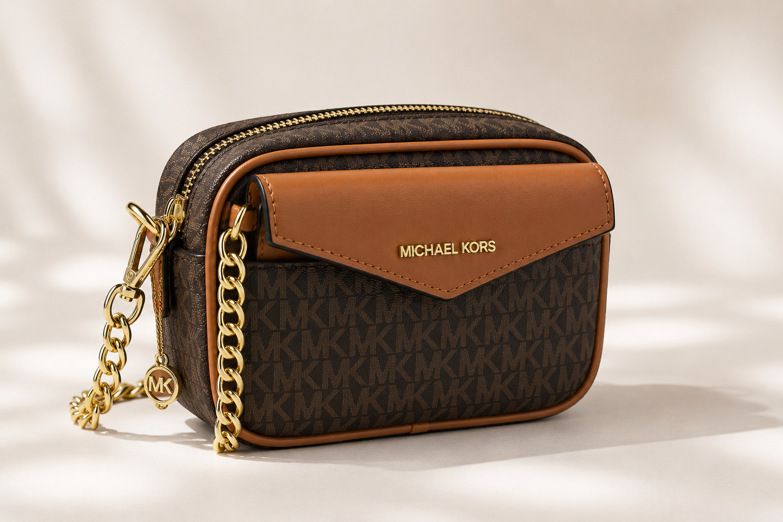 Michael Kors Jet Set Signature Bag - Coffee